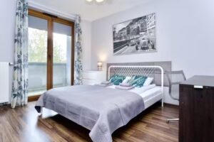 Rodzinny apartament dla sześciu osób z parkingiem prywatnym