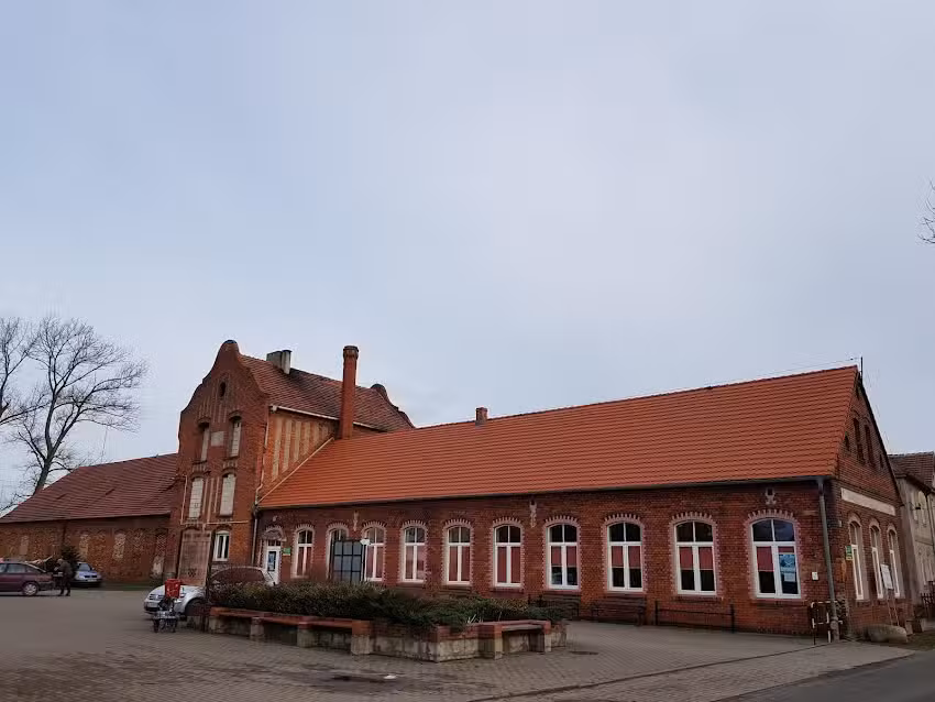 Schronisko Młodzieżowe Pod Cisem