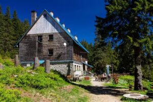 Schronisko PTTK na Hali Lipowskiej