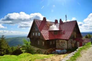 Schronisko PTTK na Stogu Izerskim