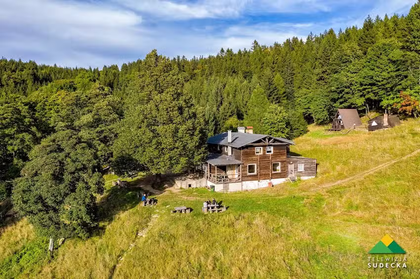 PTTK-Schutzhütte „Zygmuntówka“, benannt nach Zygmunt Scheffner