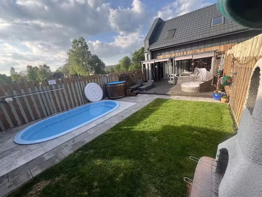 THE IDYLLIC END OF GUCI&Oacute;W AT DOROTA&rsquo;S