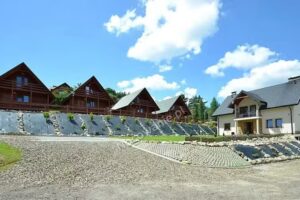 Ferienhäuser und Apartments in den Bergen von Sunny Beach