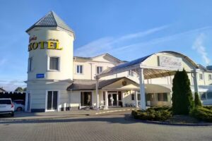 SPA Hotel Gloria Przemyśl – nocleg, gabinety SPA, basen, wesele