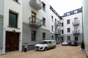 Alte Mietshauswohnungen Centrum Dąbrowskiego 10