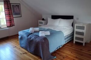 Old School Oak Grove