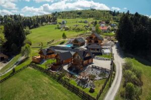 Spruce Cottages – Ferienhäuser zur Miete in Koniaków