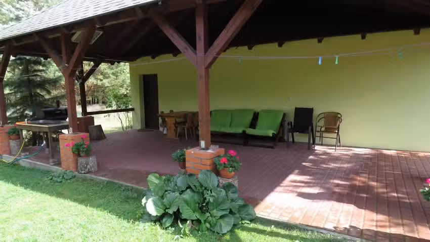 Swornegacie stays overnight with Majka and Witek