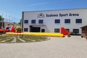 Szalowa Sport Arena Sp. z o. o. Restaurant, Unterkunft, Sportanlagen