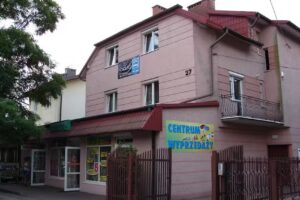 Cheap Accommodation with Witches