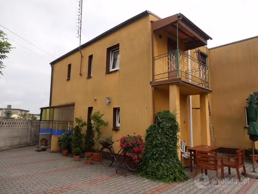 Tanie noclegi u Loni