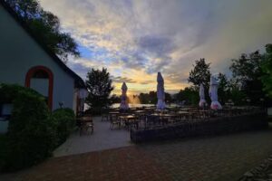 Tawerna Kaper – Hotel und Restaurant auf Jeziorak