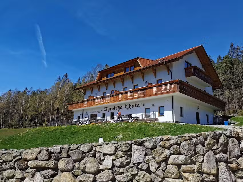 Tyrolska Chata – Zimmer mit Bergblick