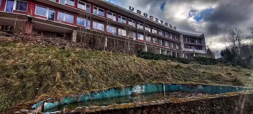 UROCCZYSKO (Kiczory)