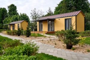 Velo Camp nad jeziorem Dadaj