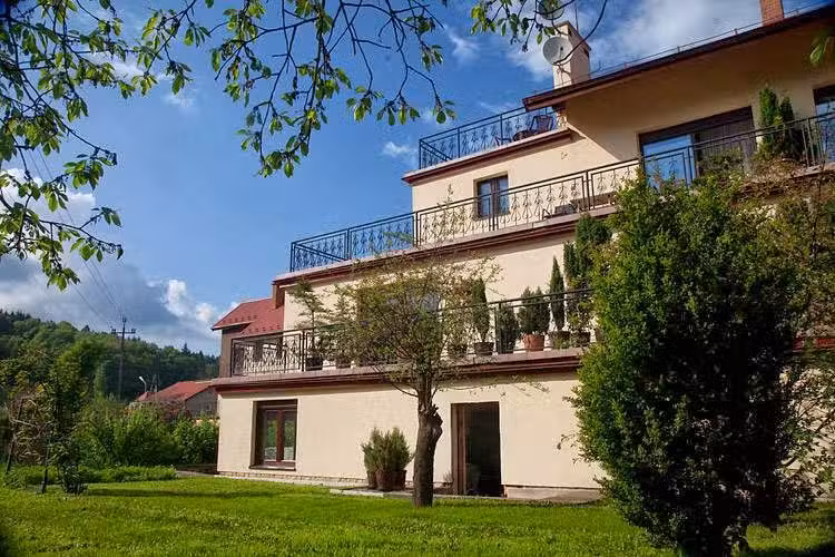 VILLA ALEKS
