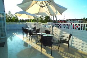 Villa Bella Casa – Bed & Breakfast – nocleg i śniadania – Łomianki