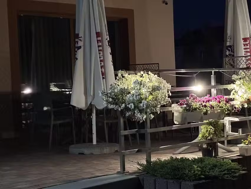 Villa Speranza Łomianki ul.Koscielna Droga 12