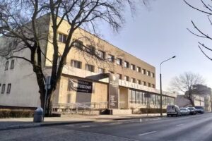 VIVER – ACCOMMODATION – TOWN HALL