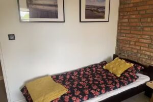 W trawie piszczy pokoje gościnne