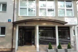 Warschauer Bezirkskammer der Krankenschwestern und Hebammen „O-ES-HA“