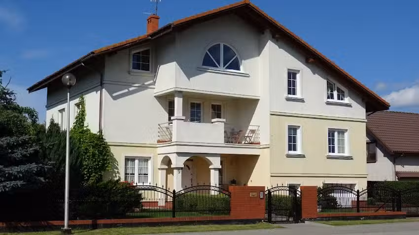 Villa Aven with swimming pool – guest rooms