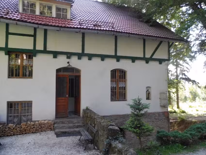 Villa der zwei Schwestern