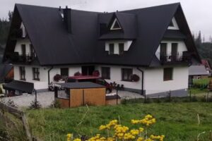 Villa on the Mountain Trail