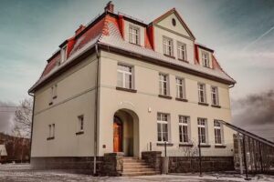 Willa Orzeł Jarkowice – noclegi ze śniadaniem w Karkonoszach