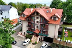 Willa Rubin – Unterkunft, Zimmer Krynica Morska, Apartments