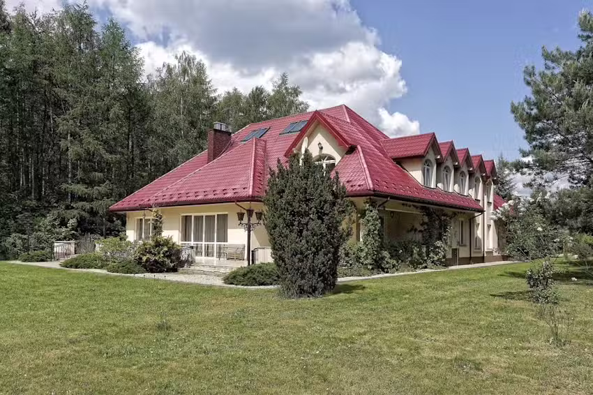 Wiązowna Villa