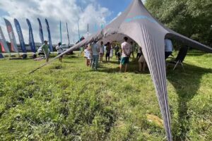 Surfer Village – Sport und Tourismus.