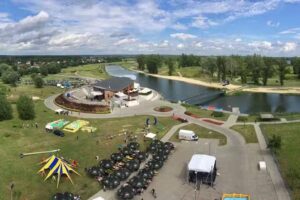 Wisła-Insel – Restaurant, Hochzeitssaal, Unterkunft, Familien-Themenpark