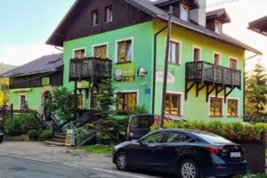 Zajazd Karłów Restaurant & Gästezimmer