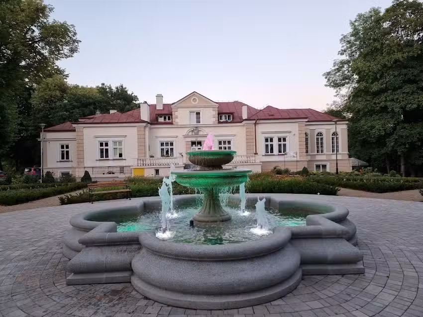 Palace and Park Complex “Hadle Szklarskie”
