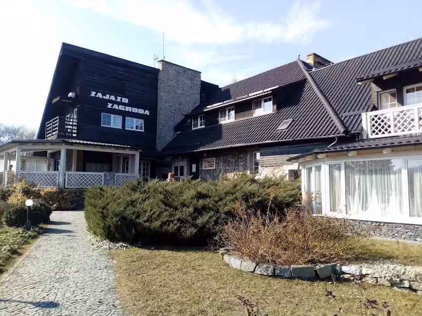 Zielona Zagroda, formerly Zagroda Inn